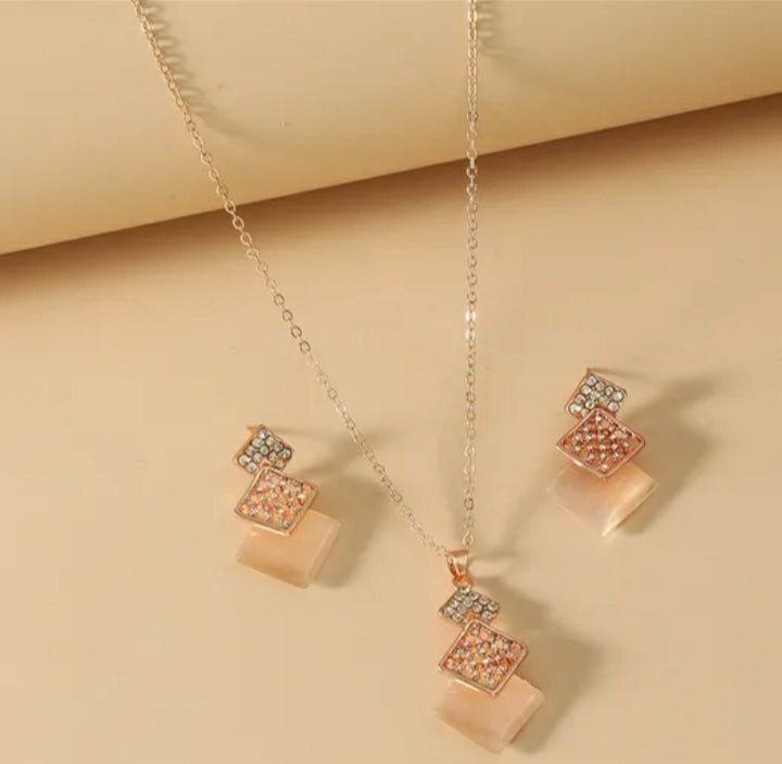 Rose gold trio triangle necklace and earrings set