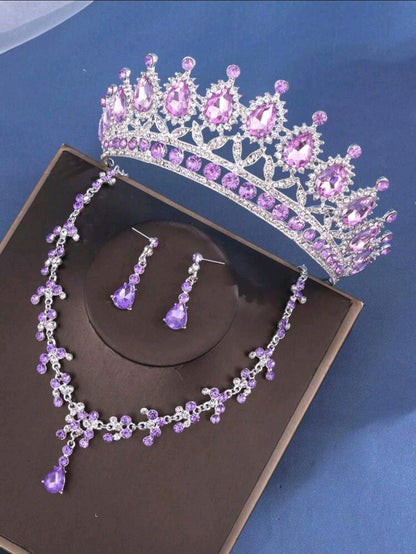 Beautiful tiara and necklace set