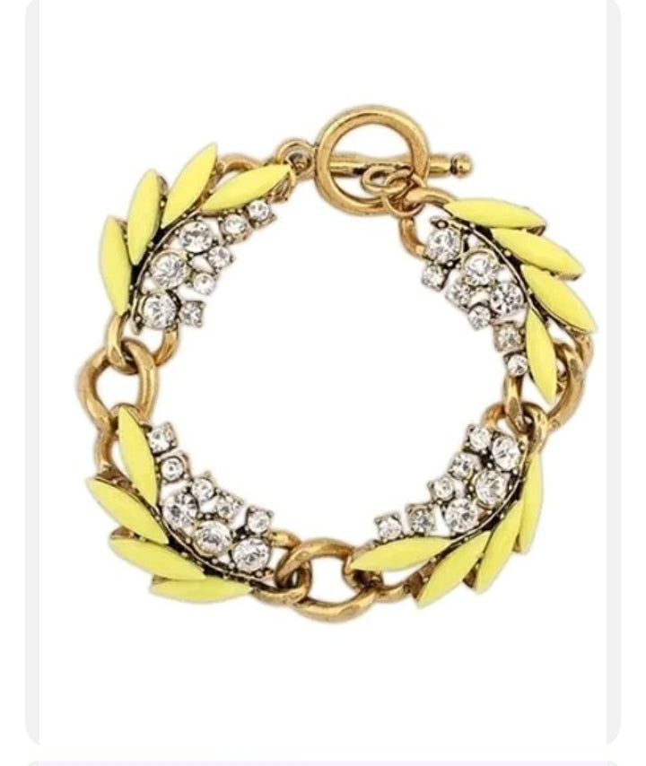 Beautiful rhinestone Spike bracelet