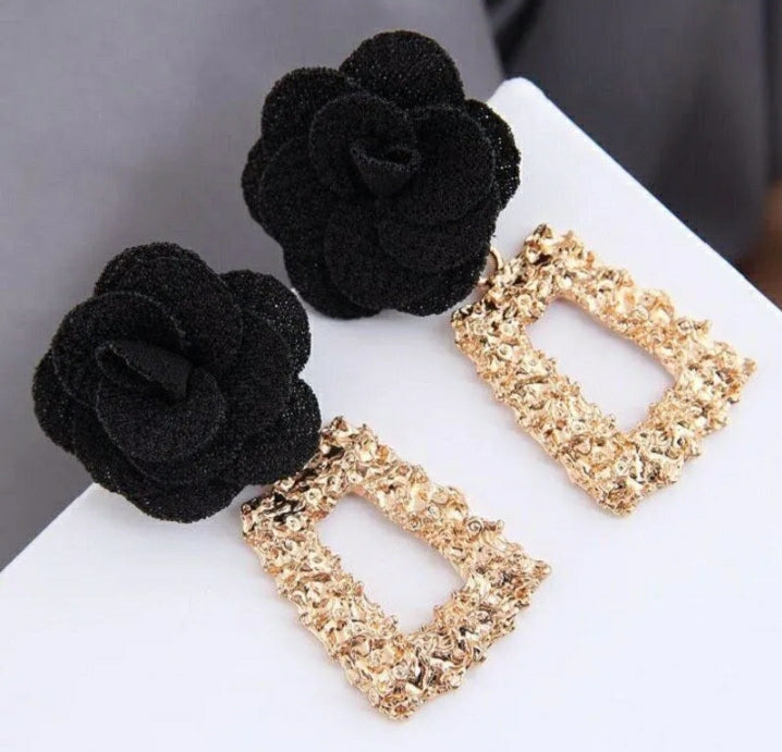 Beautiful floral geometric earrings